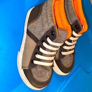 Toddler boy shoes size 11 1/2